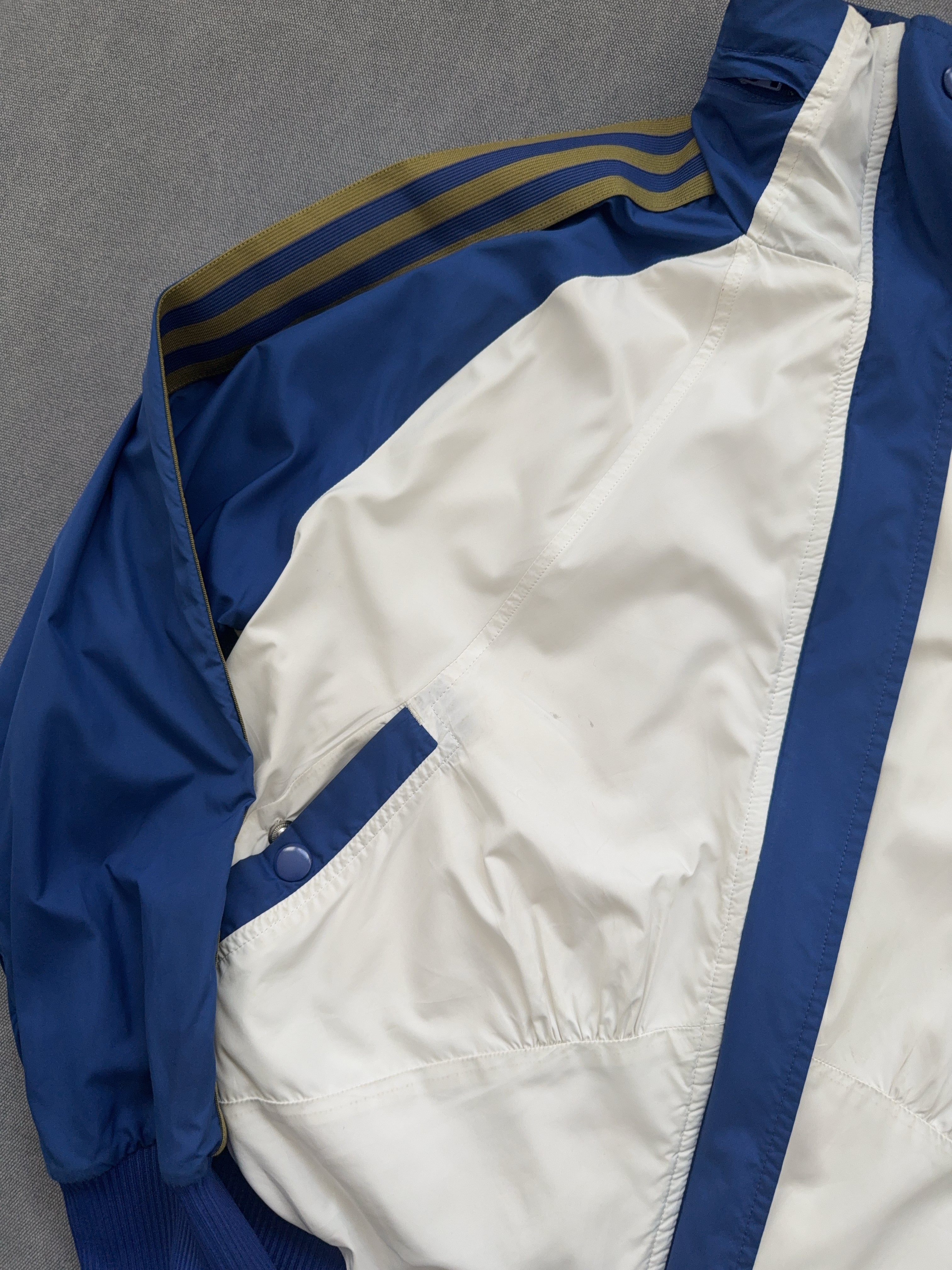 Vintage Adidas Jeansjacke (S/M)