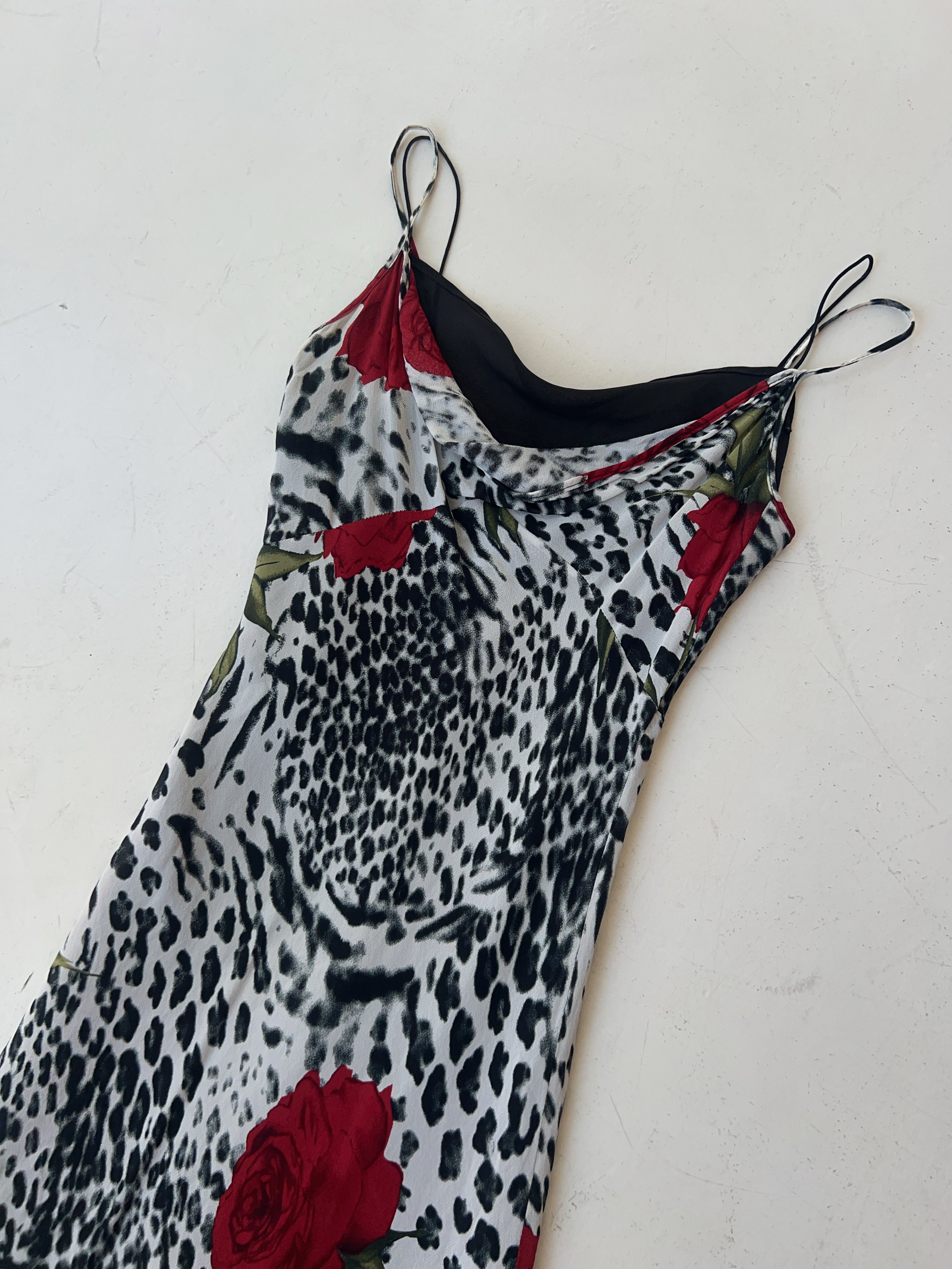 Vintage Juliette Leopard Dress für Damen. Y2k Second Hand 2000s Fashion.