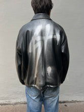 Laden Sie das Bild in den Galerie-Viewer, Still Thrifting Archive Vintage Leather Jacket L/XL