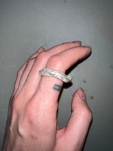 Laden Sie das Bild in den Galerie-Viewer, Ringsbyclausen Ring “Handgeformt”