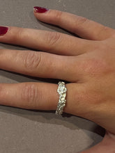 Laden Sie das Bild in den Galerie-Viewer, Ringsbyclausen Ring „Gespritzt“