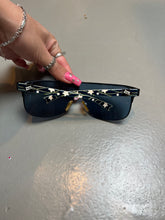 Laden Sie das Bild in den Galerie-Viewer, Vintage Miss Sixty Black Star Sunglasses