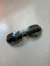 Laden Sie das Bild in den Galerie-Viewer, Vintage Dolce&amp;Gabbana Sunglasses