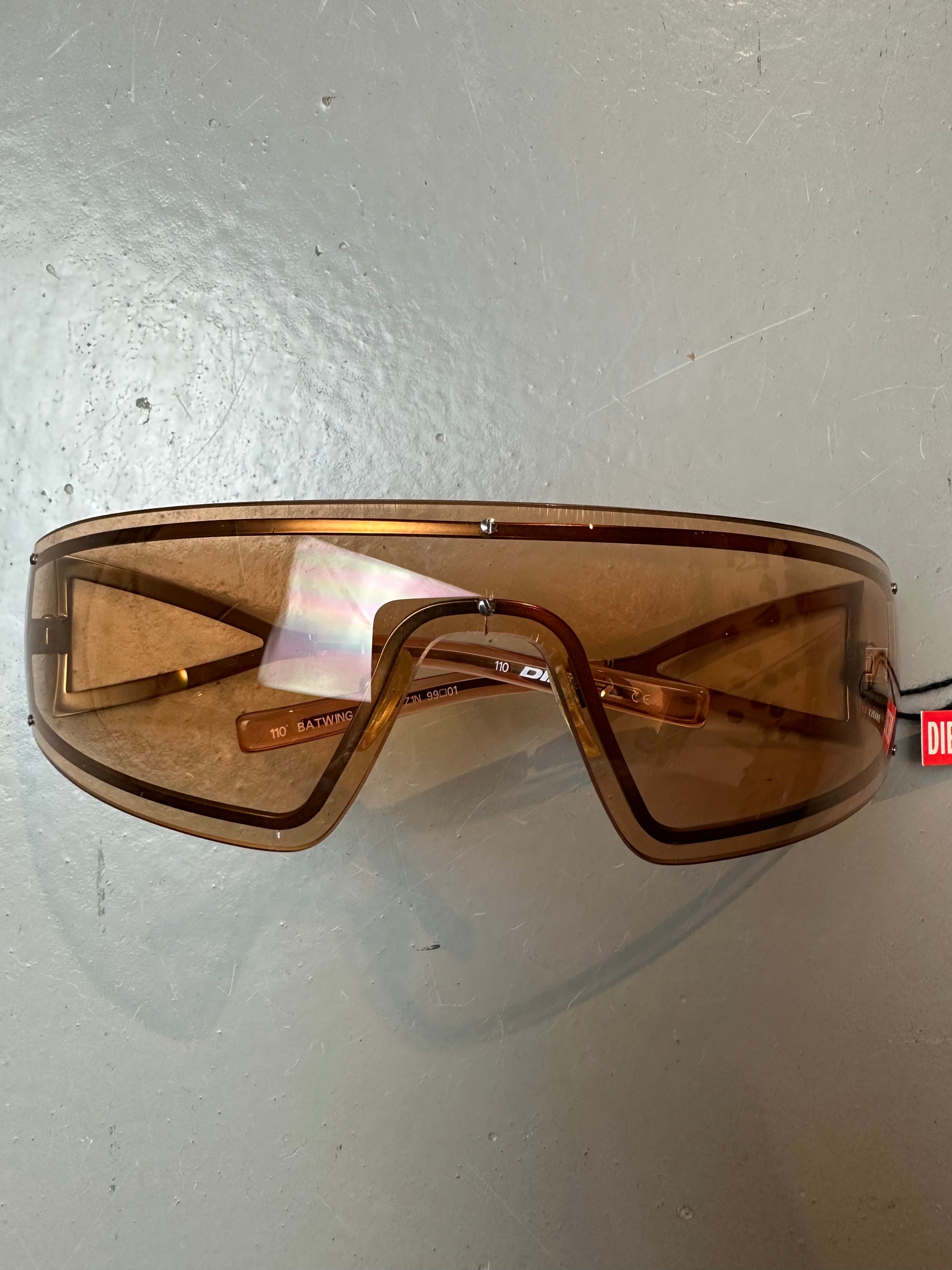 Detailliertes Produktbild von Diesel Sonnenbrille Brille von oben