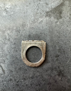 Detailliertes Produktbild Ringsbyclausen Ring flat auf Boden 