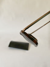 Laden Sie das Bild in den Galerie-Viewer, Dsquared Sunglasses brown