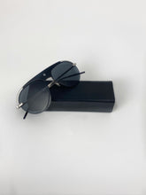Laden Sie das Bild in den Galerie-Viewer, Dior Sunglasses Star black silver CSA2K5815145