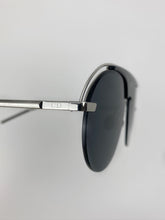 Laden Sie das Bild in den Galerie-Viewer, Dior Sunglasses Star black silver CSA2K5815145