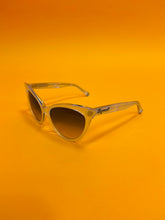 Laden Sie das Bild in den Galerie-Viewer, Vintage Dsquared Sunglasses silver