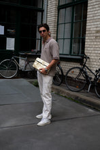 Laden Sie das Bild in den Galerie-Viewer, Cartier Rare Sunglasses vintage look
