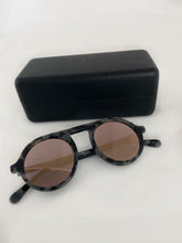 Laden Sie das Bild in den Galerie-Viewer, Stella Mc Cartney Sunglasses Leo SC0031S 003