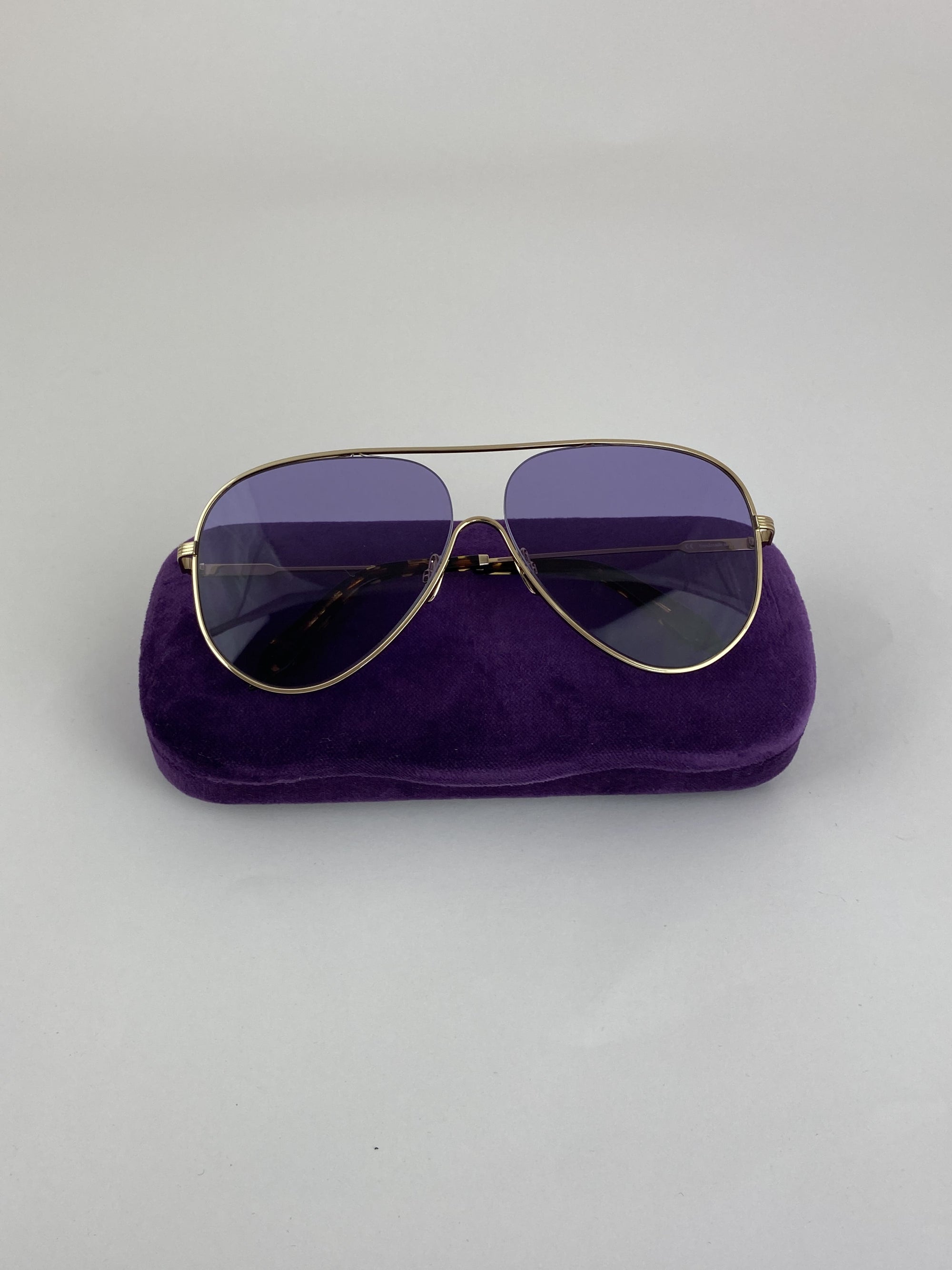 Victoria Beckham Pilot Sunglasses purple