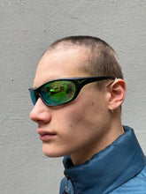 Laden Sie das Bild in den Galerie-Viewer, Nike Black/Green Tinted Sunglasses