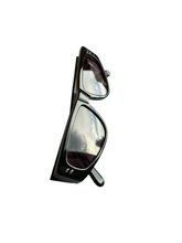 Laden Sie das Bild in den Galerie-Viewer, Stella McCartney Sunglasses