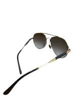 Laden Sie das Bild in den Galerie-Viewer, Bottega Veneta Brown Pilot Sunglasses