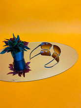 Laden Sie das Bild in den Galerie-Viewer, Y2K Sunglasses Orgreen Optics Gold