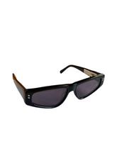 Laden Sie das Bild in den Galerie-Viewer, Stella McCartney Sunglasses