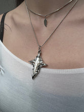 Laden Sie das Bild in den Galerie-Viewer, Xullery Simple Cross Chain
