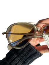 Laden Sie das Bild in den Galerie-Viewer, Vintage Céline Pilot Sunglasses